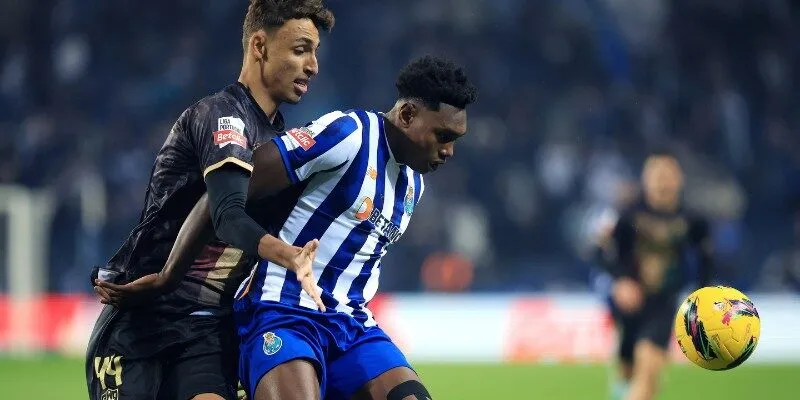 Estrela Amadora vs Porto