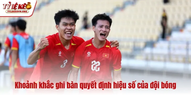 Khoẳng khắc ghi bàn quyết định hiệu số của đội bóng
